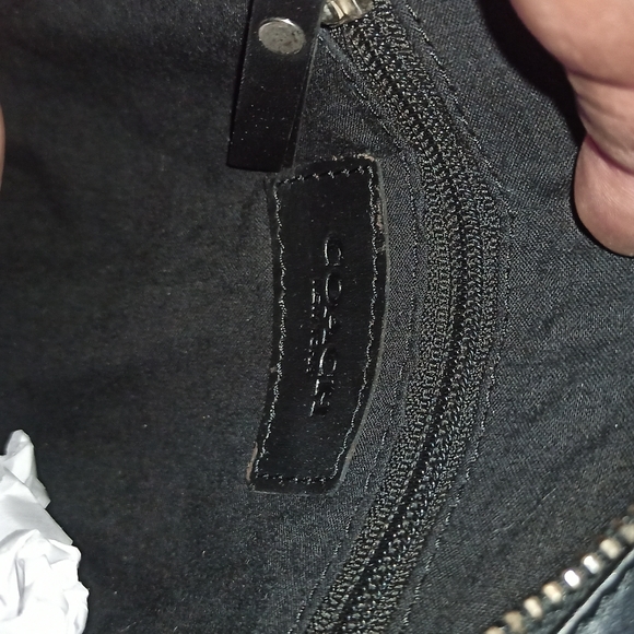 Coach sold - Picture 6 of 7